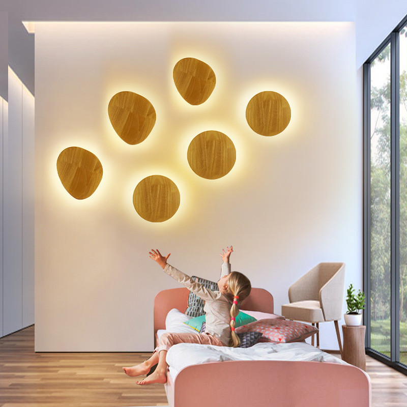 Lámpara de madera para pared