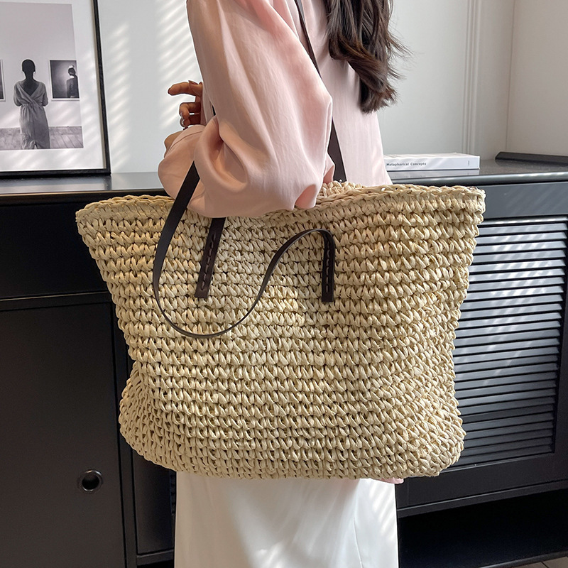Bolso verano playa, espacioso y cómodo para llevar todo lo necesario. - Imagen 3